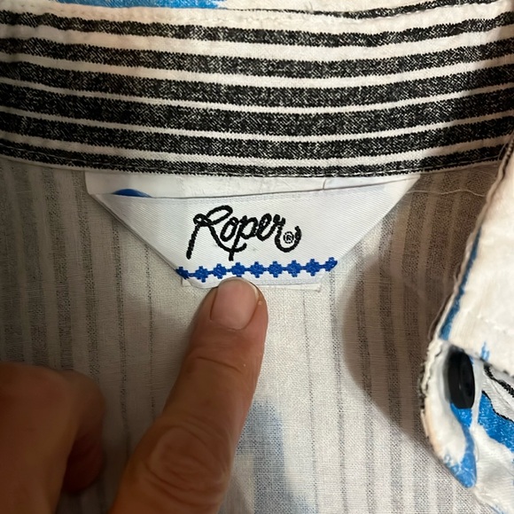 Roper Black and White Button-Up Crop Shirt with Turquise Accents - Picture 10 of 10